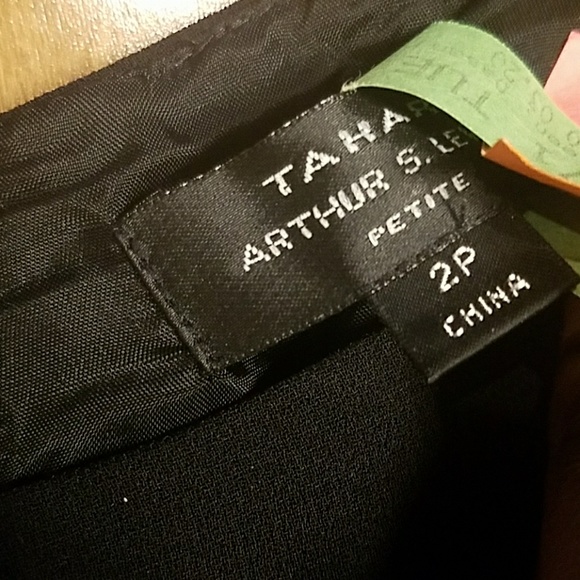 🌟Black Tahari Sleeveless Dress - Picture 2 of 4